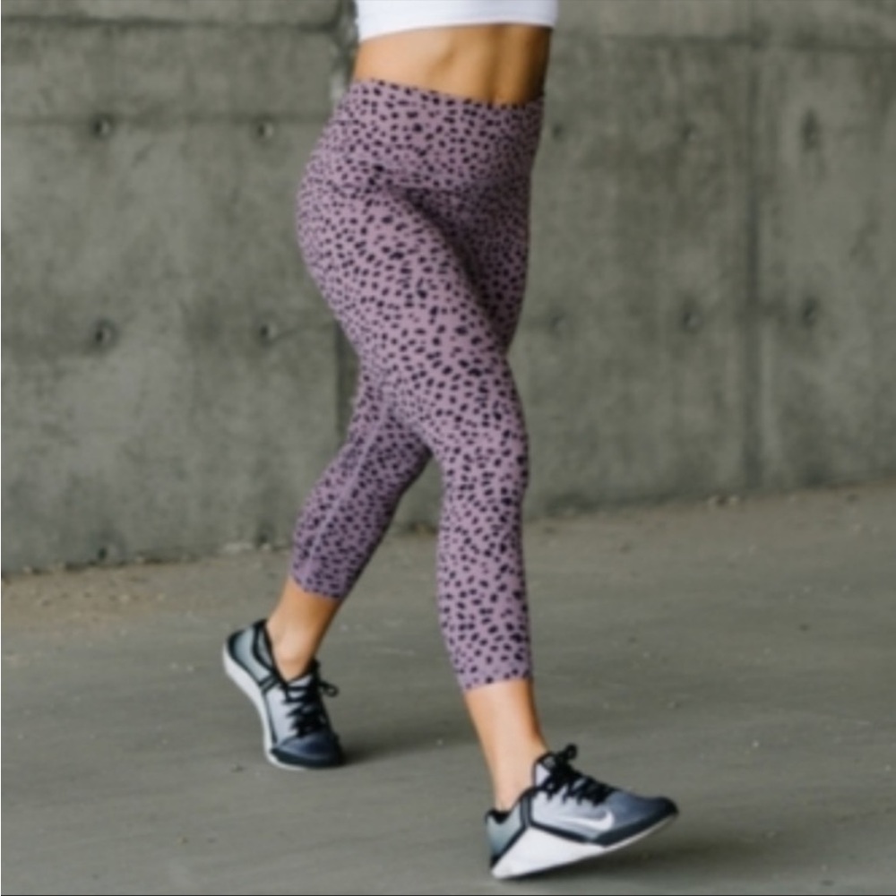 EUC Zyia fit n free Jaguar leggings size 12